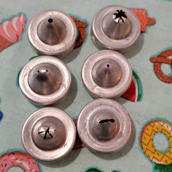 VTG Cake Decorator + 6 Tips Icing Frosting Baking Kitchen Tool Cupcake Home - Picture 4 of 14